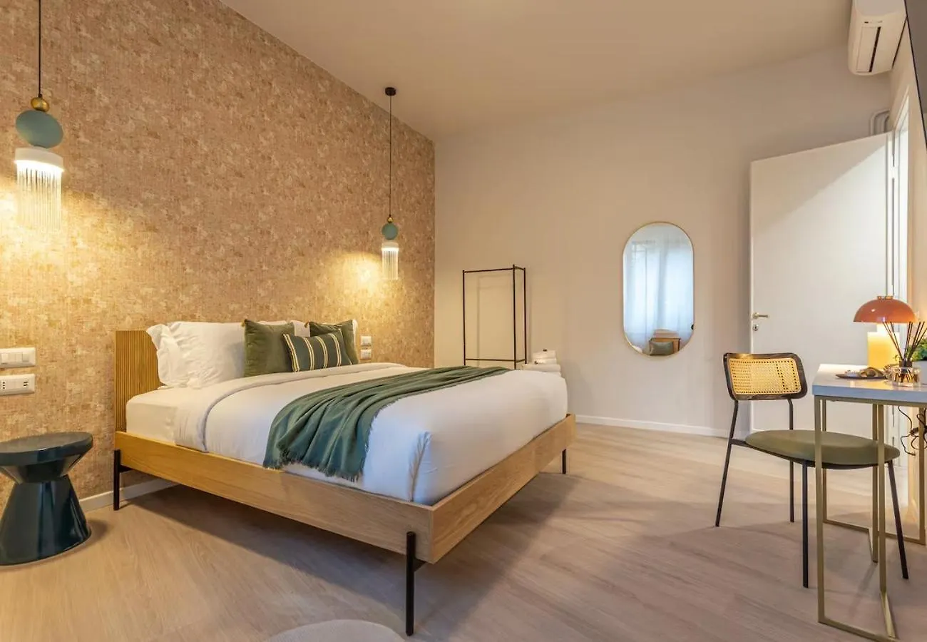 Suite Republique - Check In H24 - Wifi Oullins 0*,  Francia
