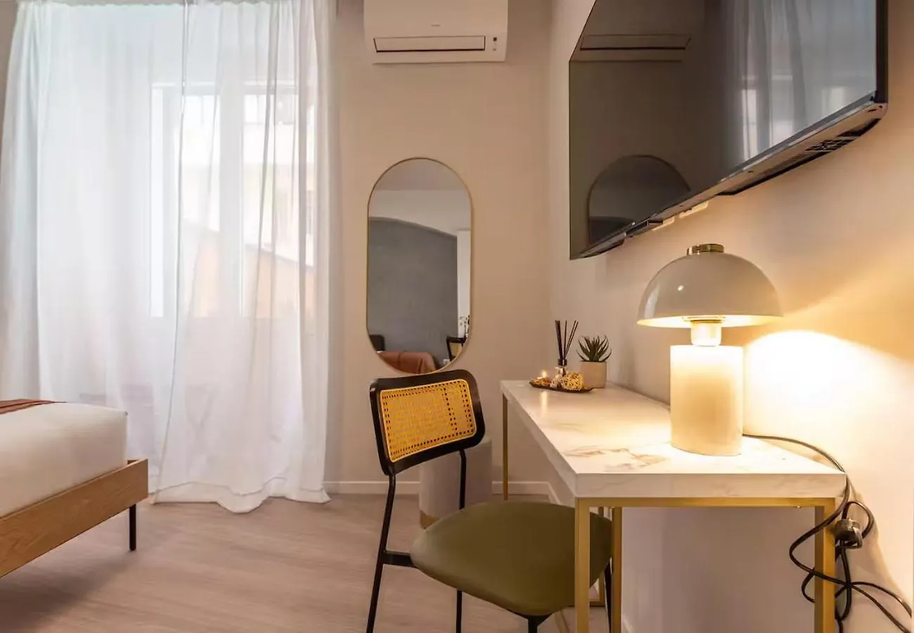 Suite Republique - Check In H24 - Wifi Oullins Francia